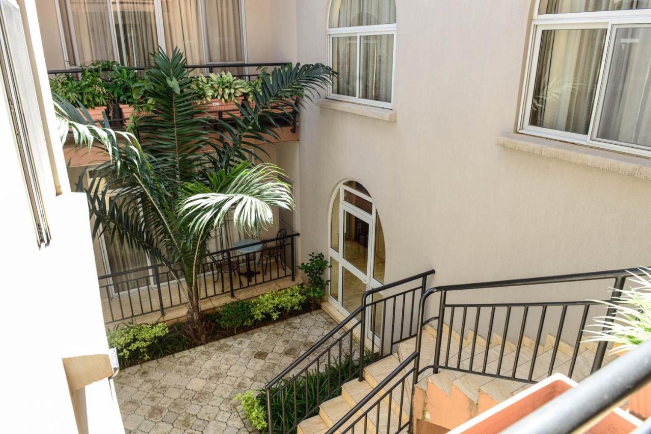Room In Bb - Enjoy You Vacation Wail Staying In This Single Room Fit For 2 People Kigali Exterior photo