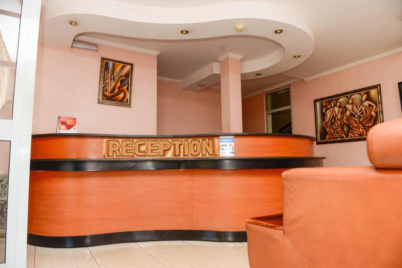 Room In Bb - Enjoy You Vacation Wail Staying In This Single Room Fit For 2 People Kigali Exterior photo